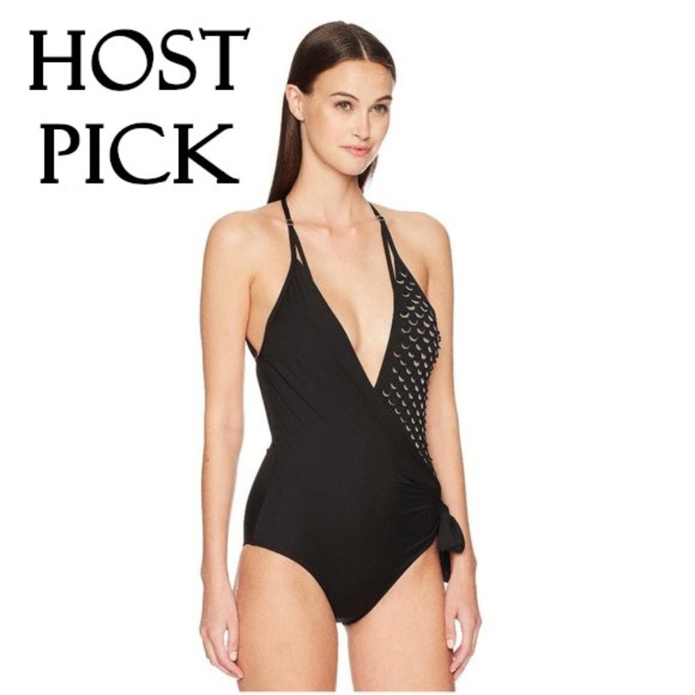 NWT La Perla black scallop detail one piece swimsuit
